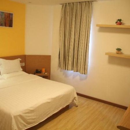 7 Days Inn 선전 시 외부 사진